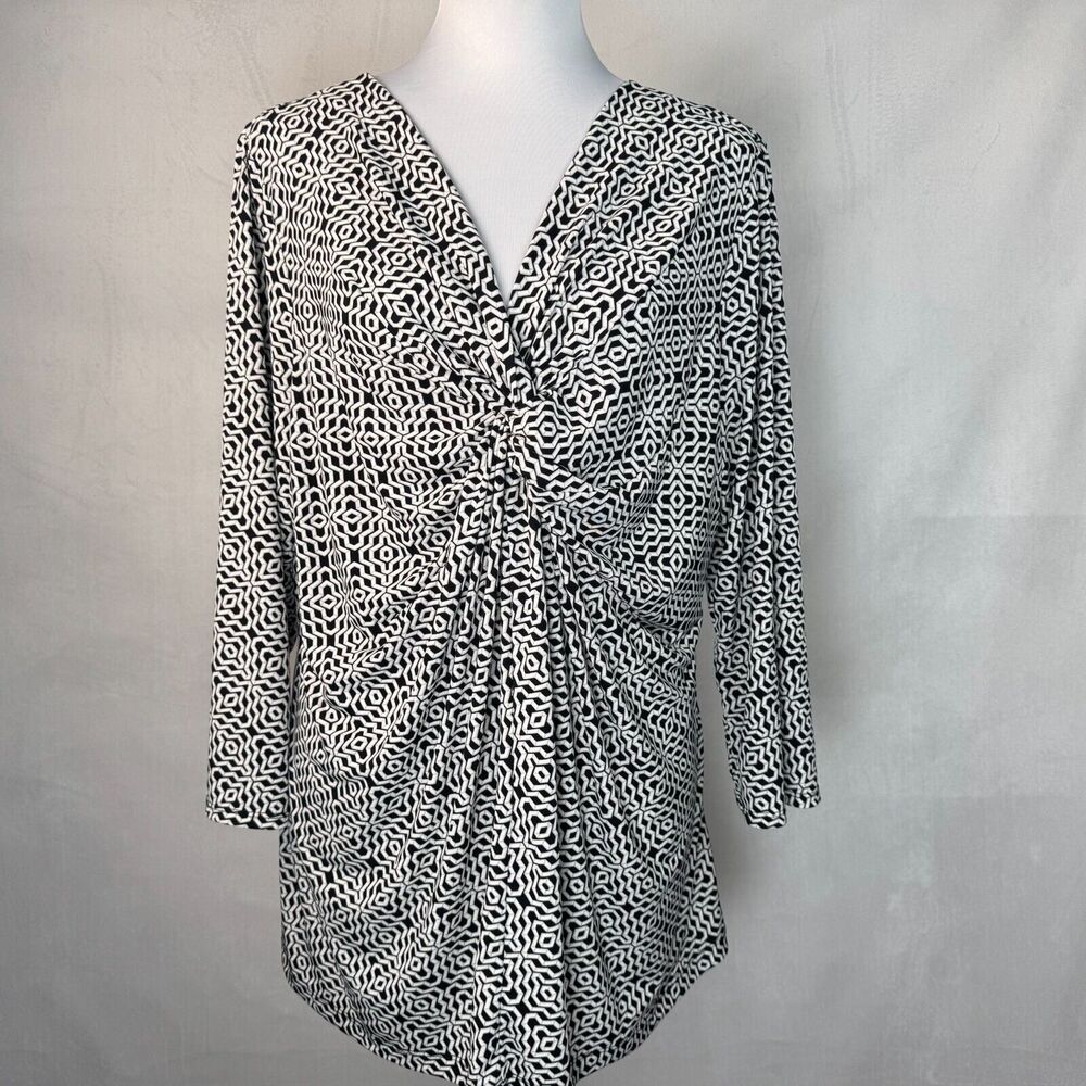 Liz Claiborne Sz 2X Blouse VNeck Twist Front Black White Geometric Business
